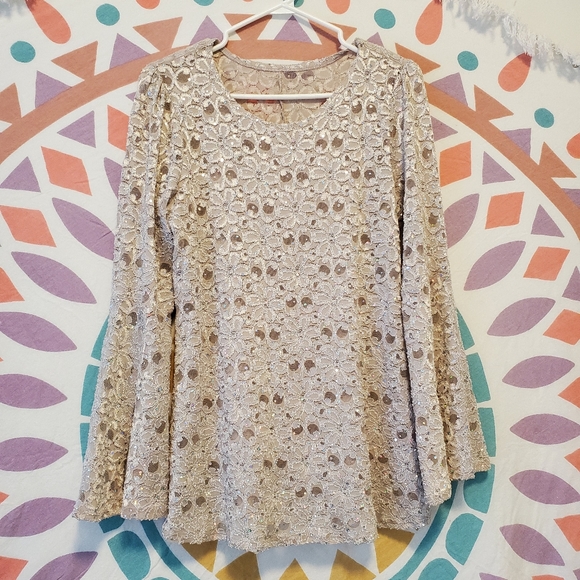 Beige Floral Lace Sequin Party Shirt with Belle Sleeves Sz. Lrg - Picture 9 of 11